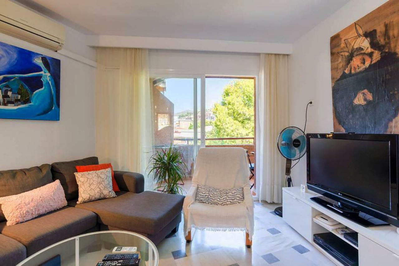 Apartamento Con Parking Gratuito Малага Экстерьер фото